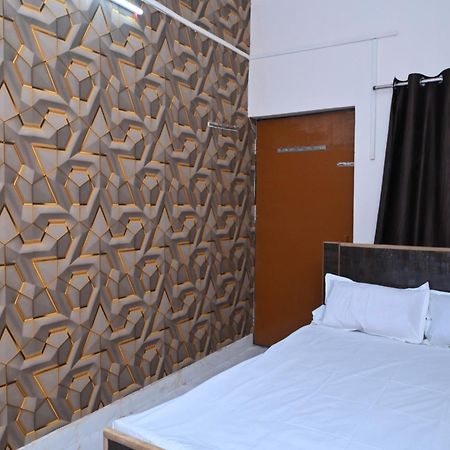Privyrooms Gorakhpur Exteriér fotografie