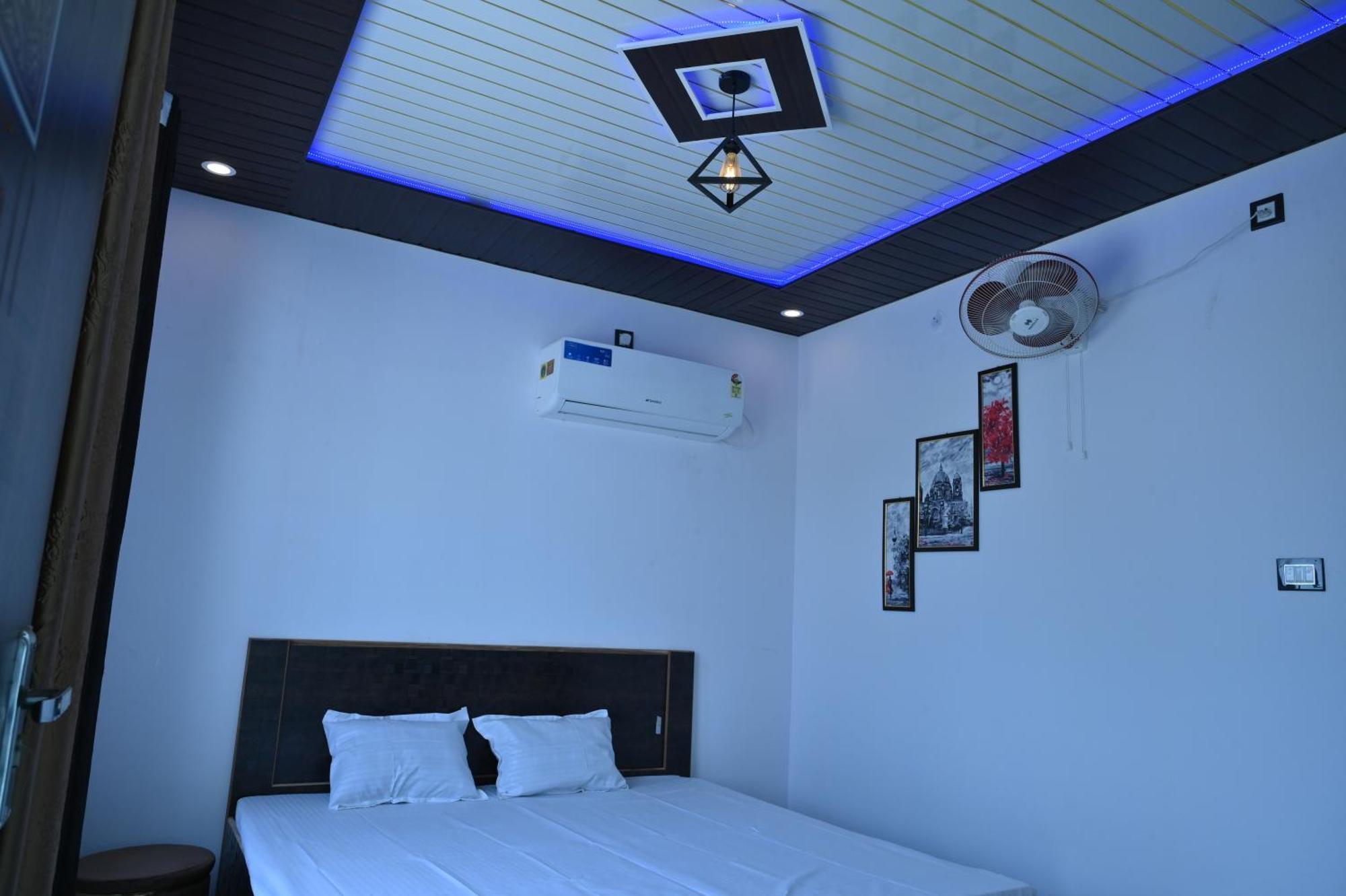 Privyrooms Gorakhpur Exteriér fotografie