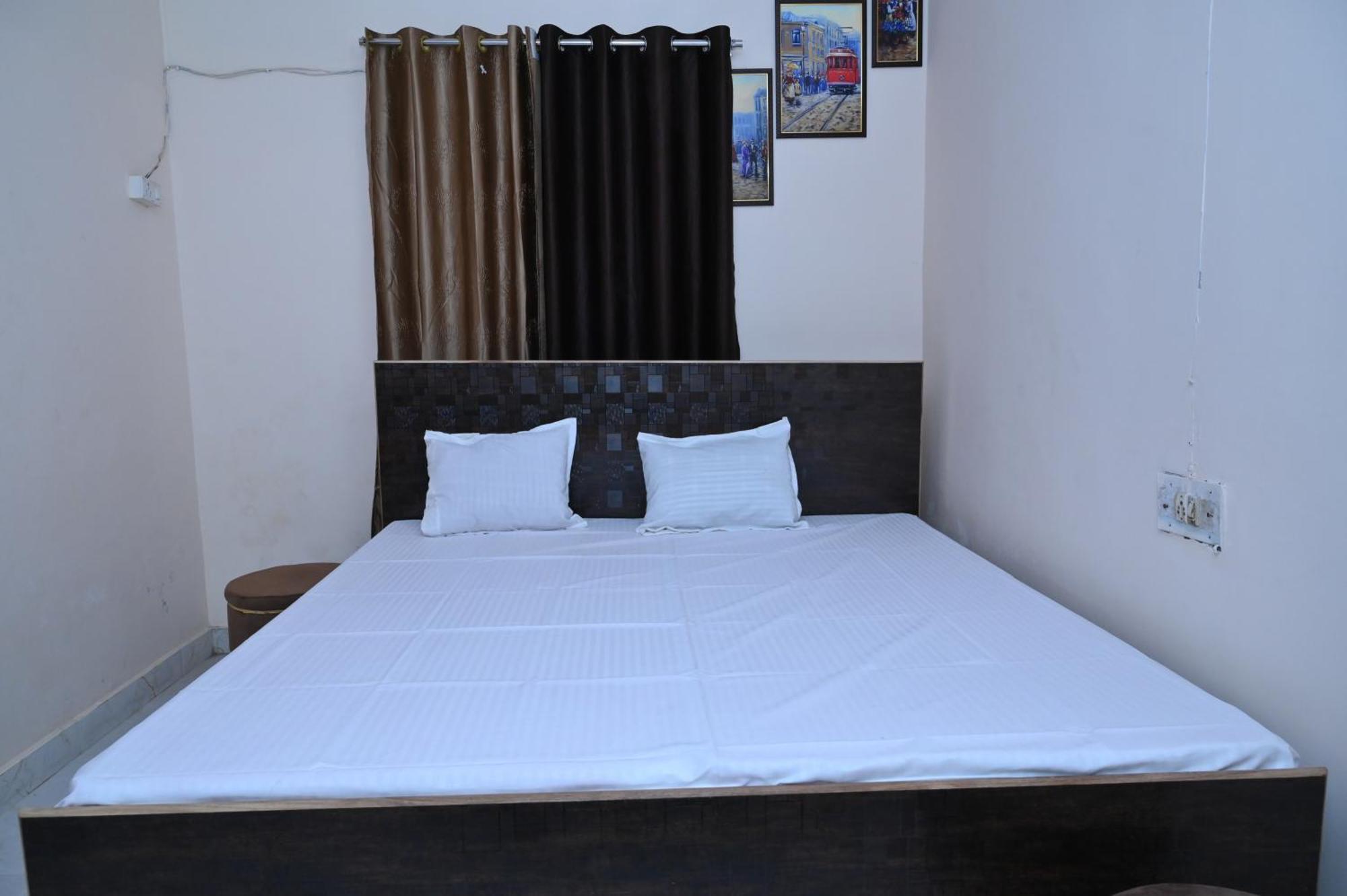Privyrooms Gorakhpur Exteriér fotografie