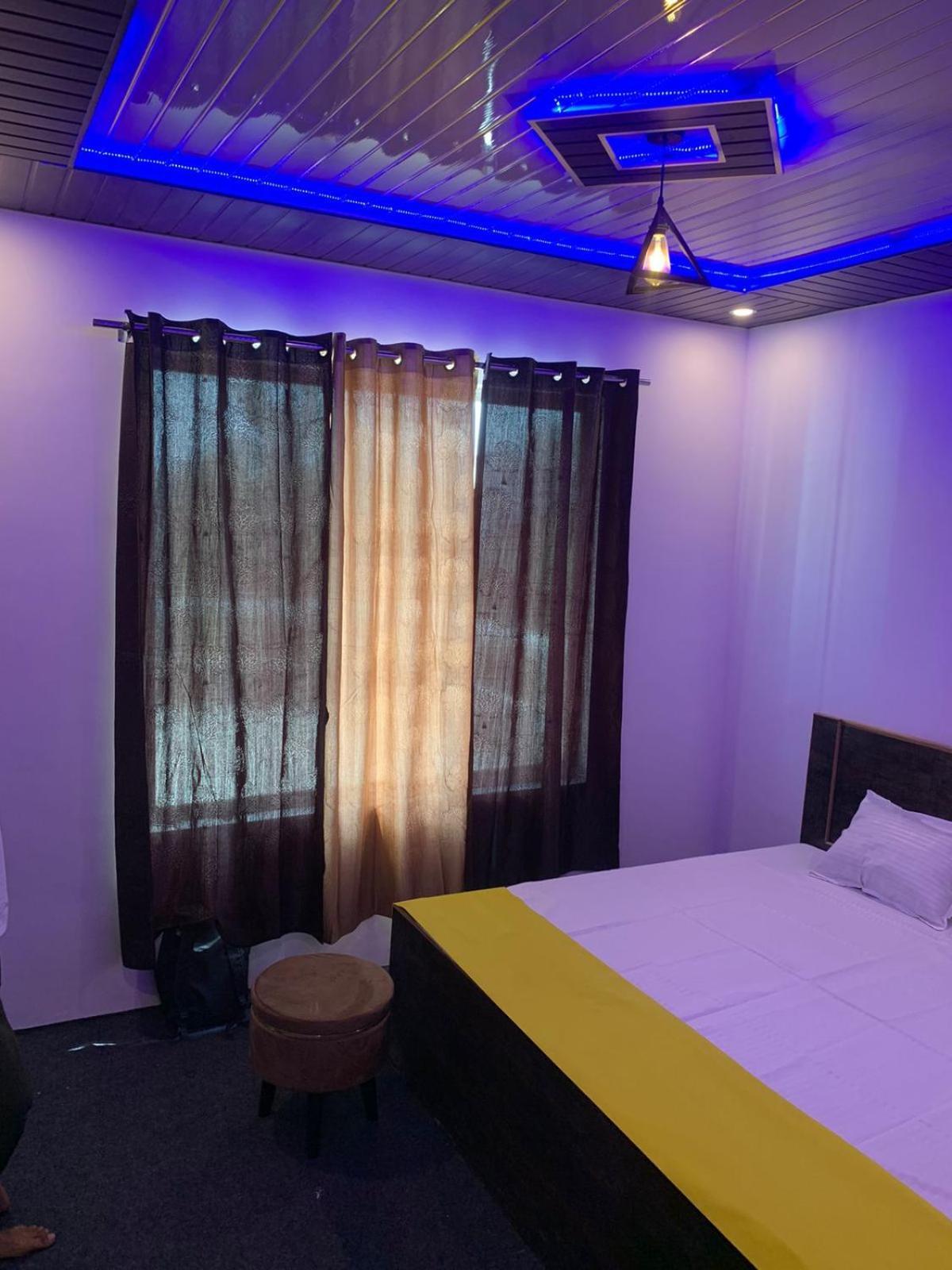 Privyrooms Gorakhpur Exteriér fotografie